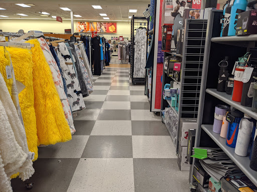 Department Store «T.J. Maxx», reviews and photos, 4121 Towne Center Dr, Louisville, KY 40241, USA