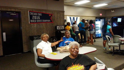 Bowling Alley «Striker Lanes Inc», reviews and photos, 6728 16th St, Berwyn, IL 60402, USA