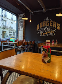 Atmosphère du Restaurant de hamburgers Rosaparks à Paris - n°10
