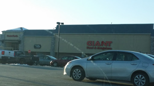 Grocery Store «Giant Food Stores», reviews and photos, 116 West Township Line Road, Havertown, PA 19083, USA
