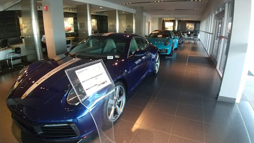Porsche Dealer «Porsche of Tysons Corner», reviews and photos, 8601 Westwood Center Dr, Vienna, VA 22182, USA