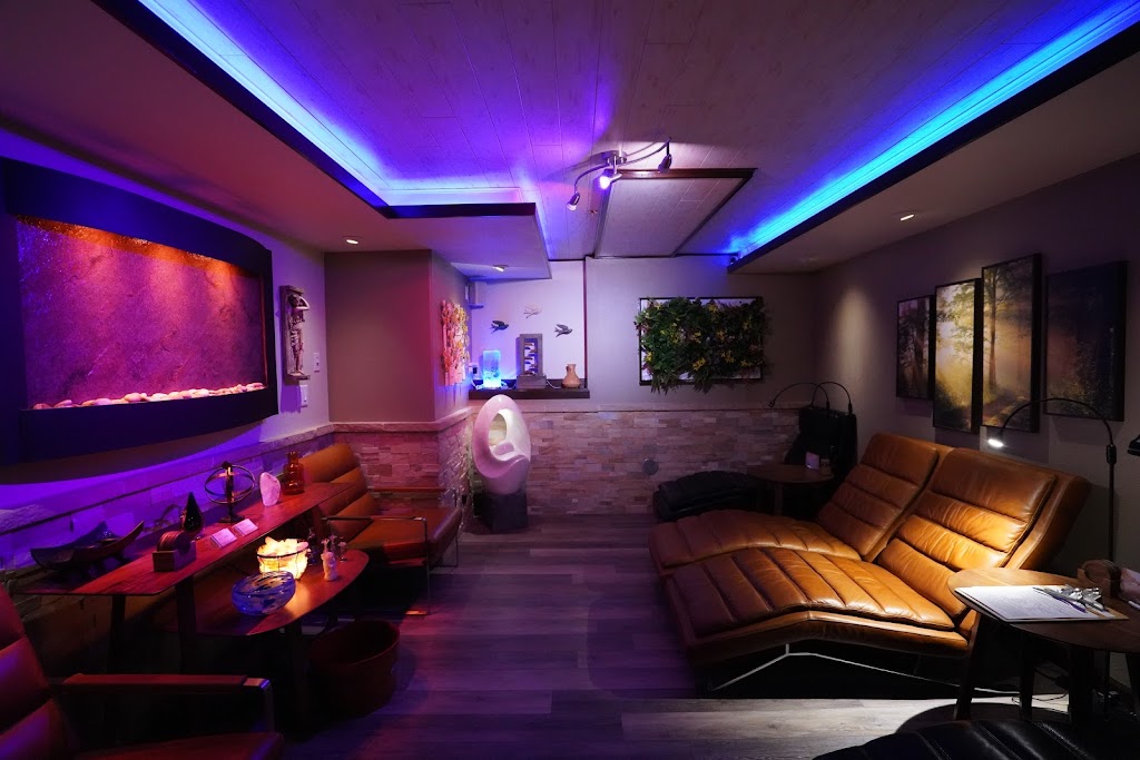 Mt. Royal Spa 80443