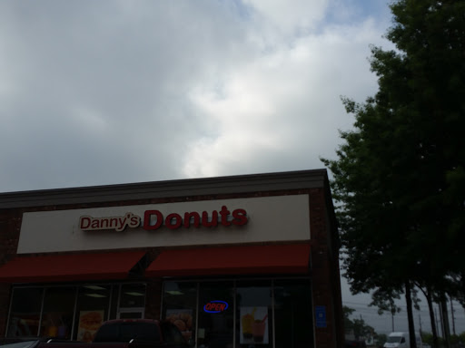 Donut Shop «Dannys Donuts», reviews and photos, 417 Main St SW, Gainesville, GA 30501, USA