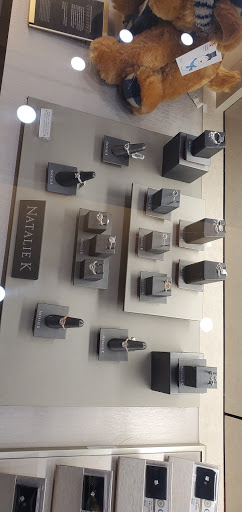 Jewelry Store «Jared The Galleria of Jewelry», reviews and photos, 195 Old Country Rd, Carle Place, NY 11514, USA