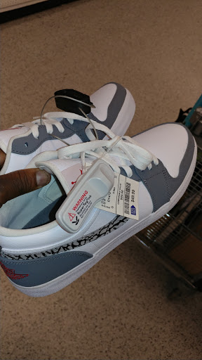 Clothing Store «Ross Dress for Less», reviews and photos, 2936 Interstate 45 N, Conroe, TX 77303, USA