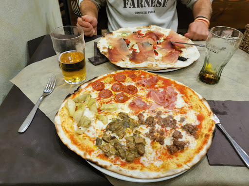 Ristorante Pizzeria La Pieda in Sogliano al Rubicone, Provincia di Forlì-Cesena