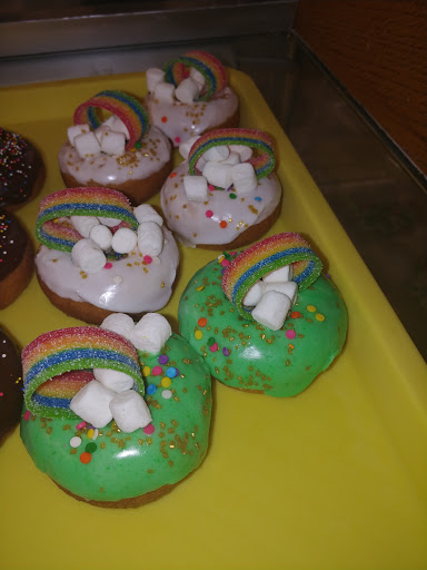 Donut Shop «Daylight Donuts», reviews and photos, 2315 2nd Ave, Kearney, NE 68847, USA