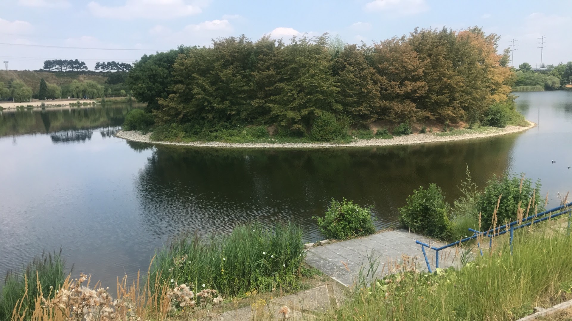 Photo n° 2 de l'avis de Emi. fait le 02/08/2018 à 20:20