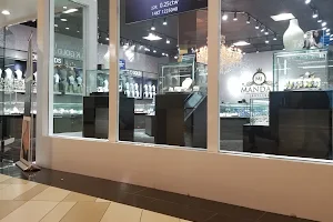 Mandati Jewelers image