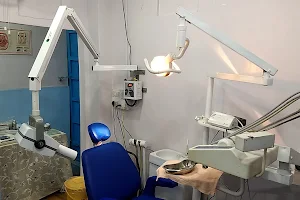 Dent Cure Multi-speciality Dental Clinic image