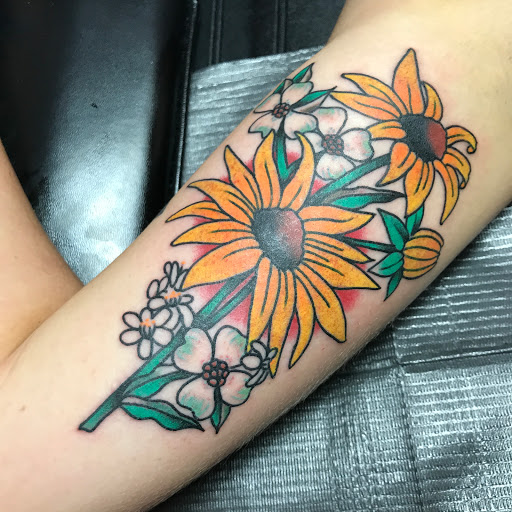 Explore beach tattoo ideas for ladies, creative tattoo ideas in Lakeland, available at Black Swan Tattoo