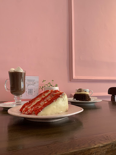 Logo da empresa - Luly´s Gourmet - Café e Confeitaria