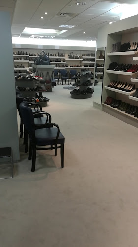 Beoordelingen van Reynders-Daenen schoenen & lederwaren in Verviers - Schoenenwinkel