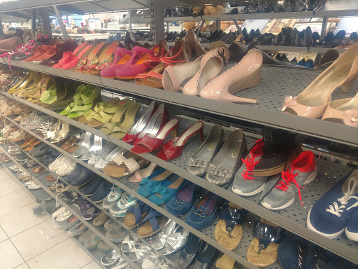 Thrift Store «Goodwill Industries of Greater Nebraska Retail Store/Donation Center», reviews and photos, 2223 N Webb Rd, Grand Island, NE 68803, USA