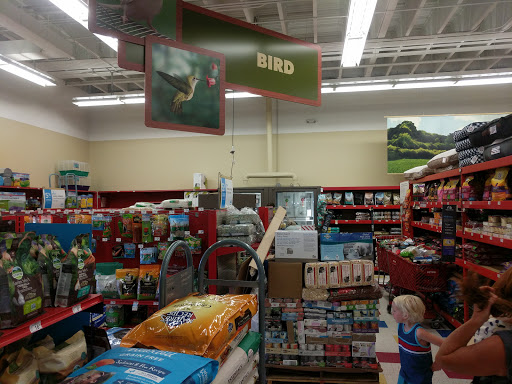 Pet Supply Store «Petco Animal Supplies», reviews and photos, 516 Valley Mall Pkwy, East Wenatchee, WA 98802, USA