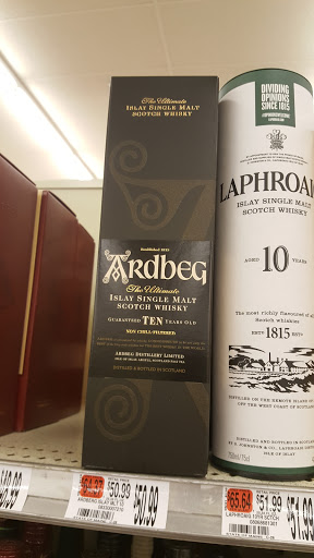 Grocery Store «Hannaford Supermarket», reviews and photos, 773 Stillwater Ave, Bangor, ME 04401, USA