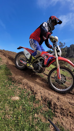 Comentários e avaliações sobre o Mountain Gadget - Enduro & Off-Road Dirt Bike Tours in Madeira Island