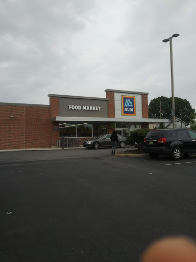 Supermarket «ALDI», reviews and photos, 1205 MacDade Blvd, Collingdale, PA 19023, USA