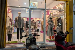Mutif Store Bandung Tulungagung image