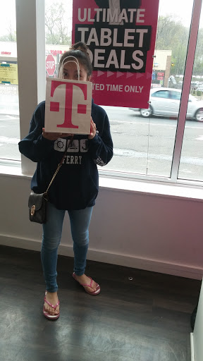 Cell Phone Store «T-Mobile», reviews and photos, 578 US-22, North Plainfield, NJ 07060, USA