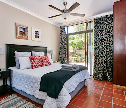 1202 on Cowgill Guest Rooms photo