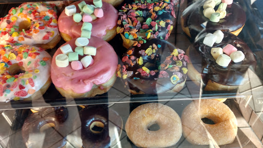 Donut Shop «Yum Yum Donuts», reviews and photos, 205 E Foothill Blvd, Rialto, CA 92376, USA