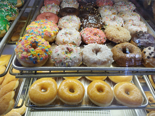 Donut Shop «Honeys Donuts», reviews and photos, 4801 Laguna Blvd # 102, Elk Grove, CA 95758, USA