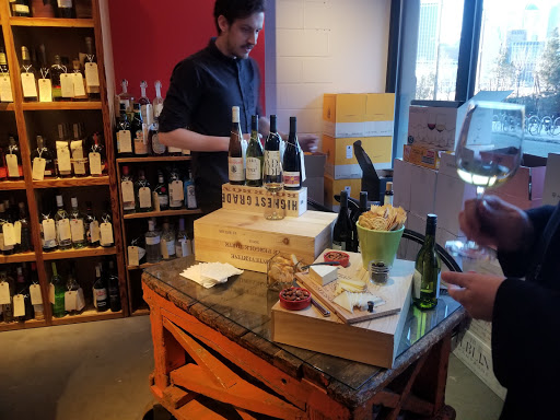 Wine Store «Waterfront Wines & Spirits», reviews and photos, 360 Furman St, Brooklyn, NY 11201, USA