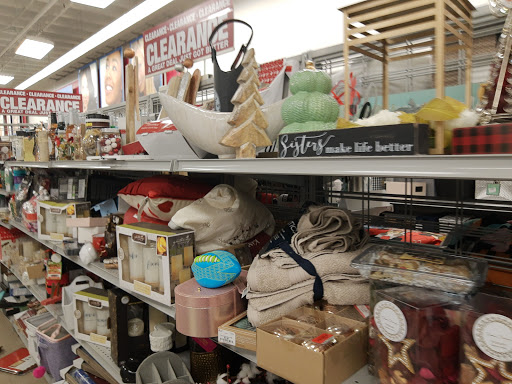 Clothing Store «Burlington Coat Factory», reviews and photos, 6350 Seven Corners Center, Falls Church, VA 22044, USA