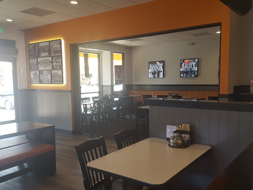 Pizza Restaurant «Round Table Pizza», reviews and photos, 3710 W Shields Ave, Fresno, CA 93722, USA