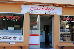 pizza bakery image