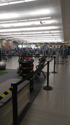 Gym «LA Fitness», reviews and photos, 3223 Fairlane Dr, Allen Park, MI 48101, USA