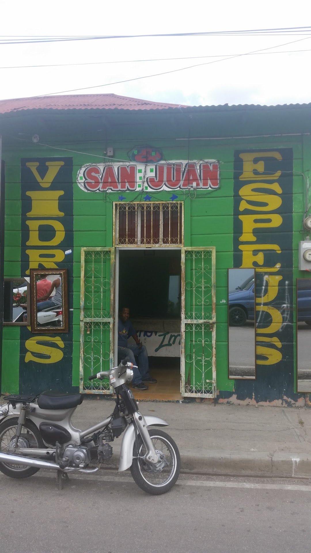 Vidrios Y Espejos San Juan