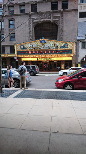 Shopping Mall «Block 37», reviews and photos, 108 N State St, Chicago, IL 60602, USA