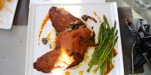 Restaurant «The Crush House at Gervasi Vineyard», reviews and photos, 1700 55th St NE, Canton, OH 44721, USA