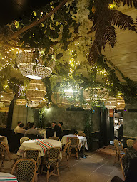 Photo n°106 de Livio à Neuilly-sur-Seine ()