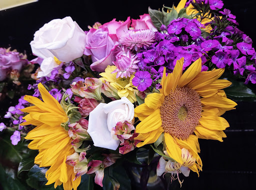 Grocery Store «H-E-B Grocery», reviews and photos, 209 N Texas Ave, Mercedes, TX 78570, USA