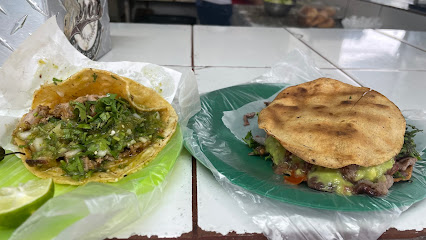 Tacos El Gallo o Pollo - C. Tecate, Albaroja, 22226 Tijuana, B.C., Mexico