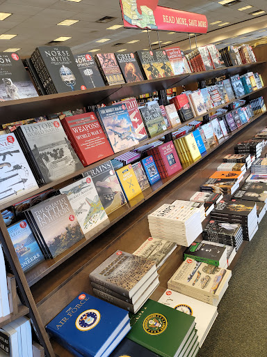Book Store «Barnes & Noble Booksellers Ingram Festival», reviews and photos, 6065 NW Loop 410 #185, San Antonio, TX 78238, USA