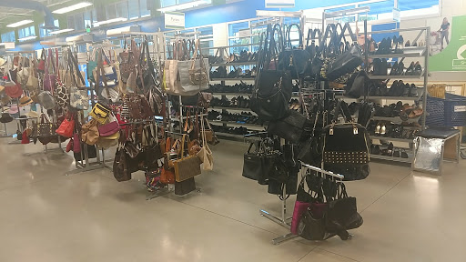 Thrift Store «Goodwill Manasota», reviews and photos, 2715 51st Ave E, Bradenton, FL 34203, USA