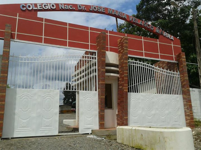 Colegio Velasco Ibarra - Escuela