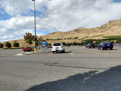 Department Store «Walmart Supercenter», reviews and photos, 108 N Apple Blossom Dr, Chelan, WA 98816, USA