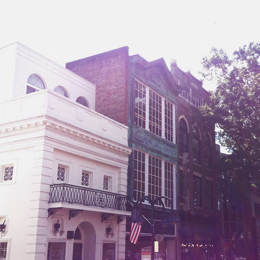 Clothing Store «Urban Outfitters», reviews and photos, 316 E Main St, Charlottesville, VA 22902, USA