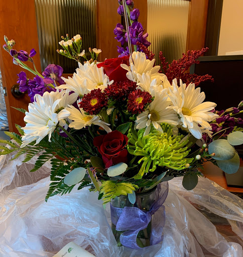 Florist «Chippewa Valley Floral», reviews and photos, 507 S Barstow St, Eau Claire, WI 54701, USA