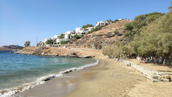 Gialiskari beach'in fotoğrafı kısmen tatil bölgesi