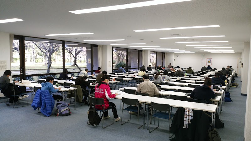 広島市立中央図書館の自習室