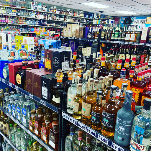 Liquor Store «Oakview Party Store», reviews and photos, 42256 Palmer Rd, Canton, MI 48188, USA