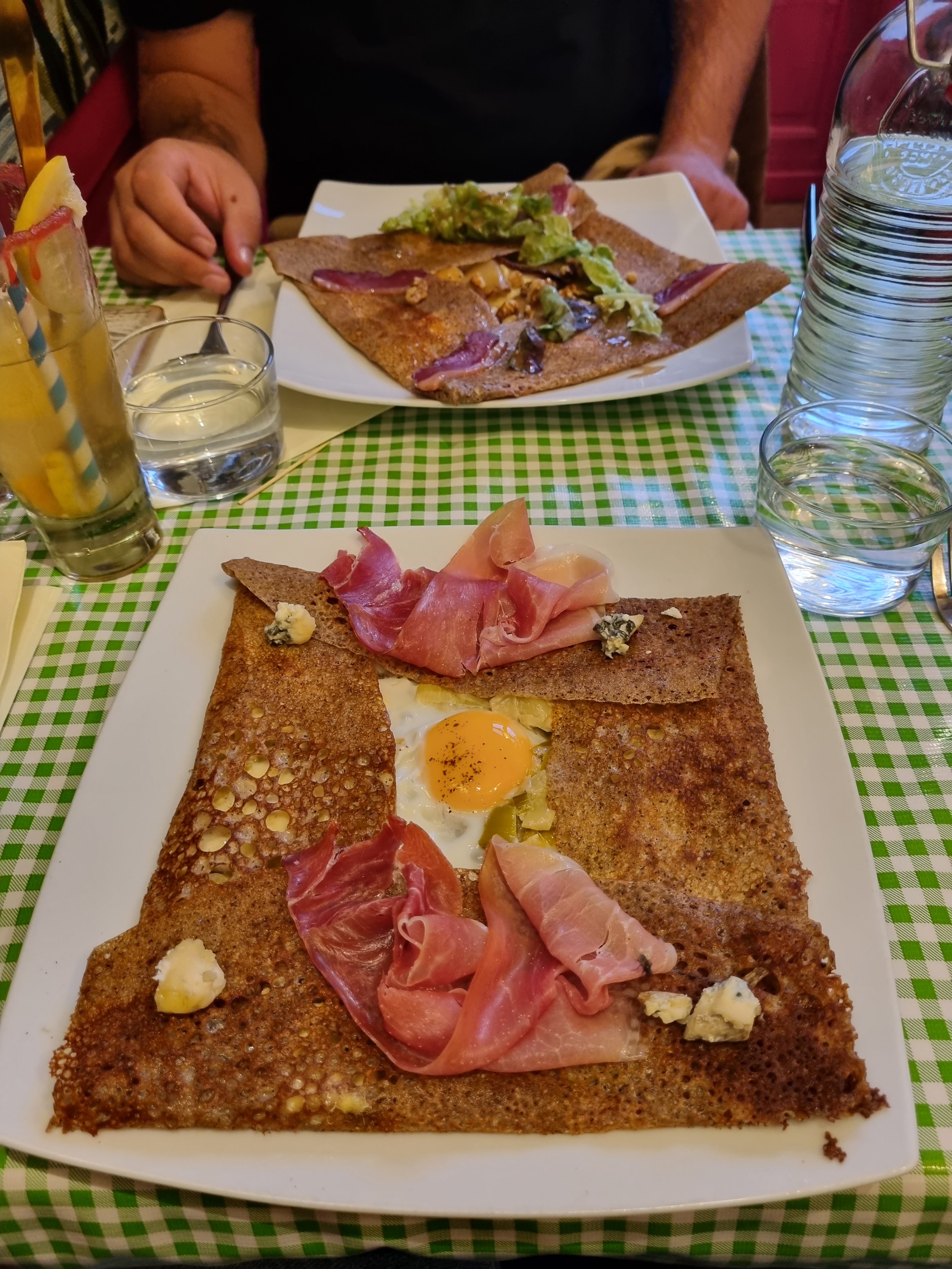 Photo n° 1 de l'avis de Ananas.i fait le 16/10/2022 à 20:36