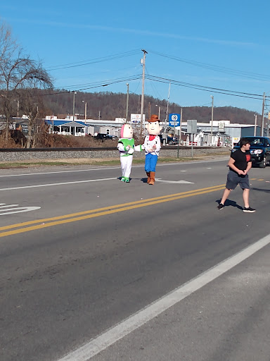 Speedway, 4001 1st Ave, Nitro, WV 25143, USA, 