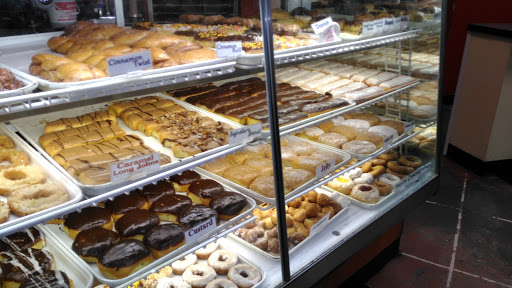 Donut Shop «Old Town Donut Shop», reviews and photos, 3941 Mid Rivers Mall Dr, St Peters, MO 63376, USA